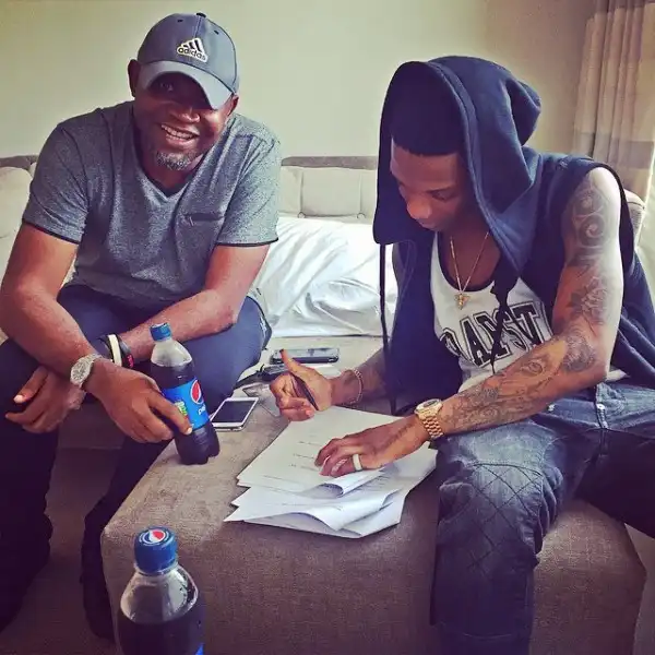Wizkid Renews Contract With Pepsi (See Photo]